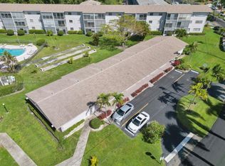 Golden Isles Condo Apts, Hallandale, FL 33009