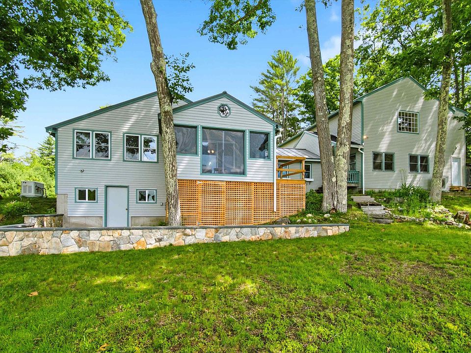 1st image of 411 Bay Road