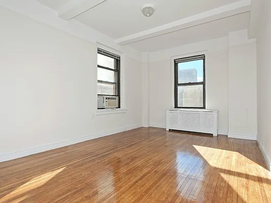 Sold by Sotheby's International Realty | media 13