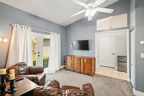 6110 9th Avenue Cir NE Photo 1