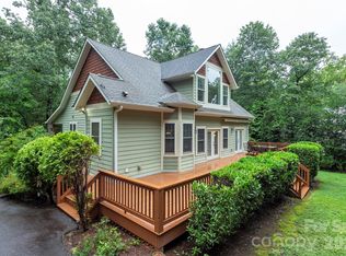 25 Deer Trail Way, Fairview, NC 28730