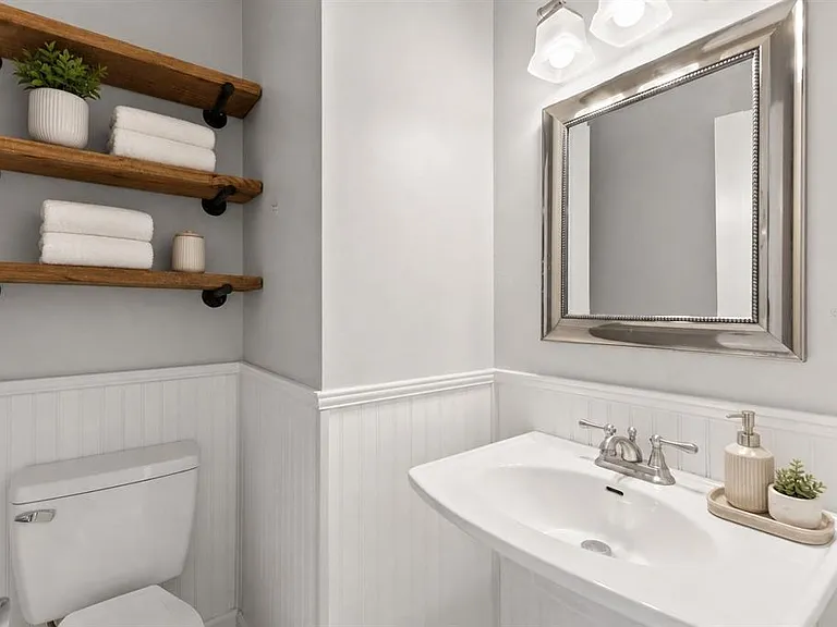 502 S Willow Ave #6 — Photo 13