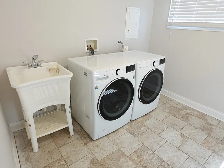 5834 W 89th Pl — Photo 25