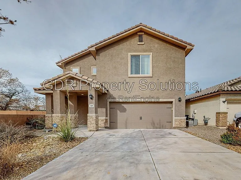 305 Manuel Sanchez Pl SW — Photo 2