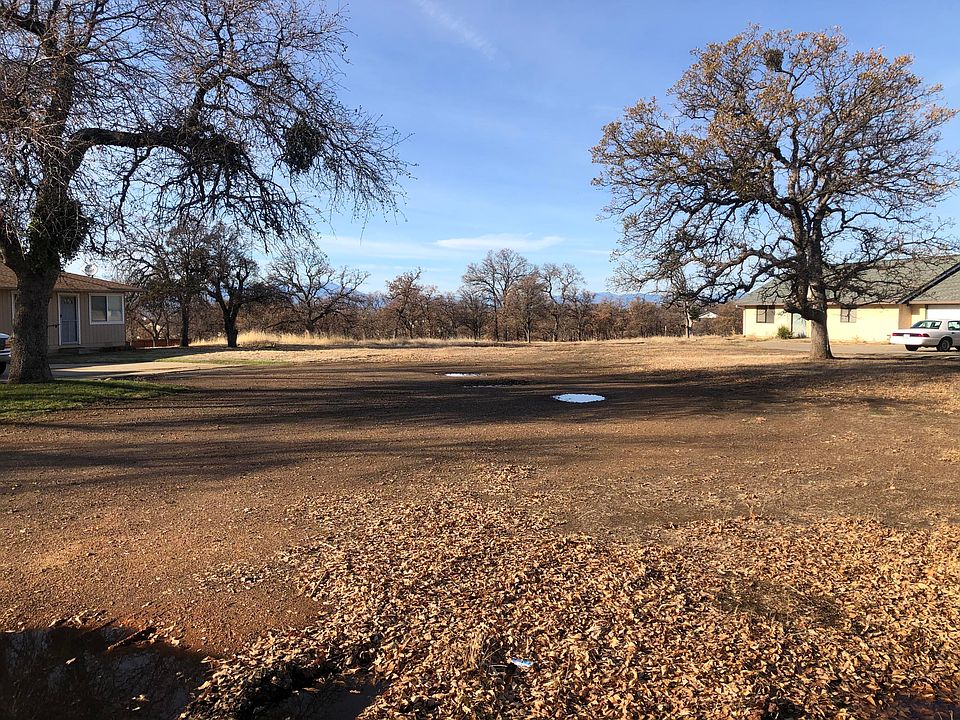 1st image of 21902 Chimney Rock Dr