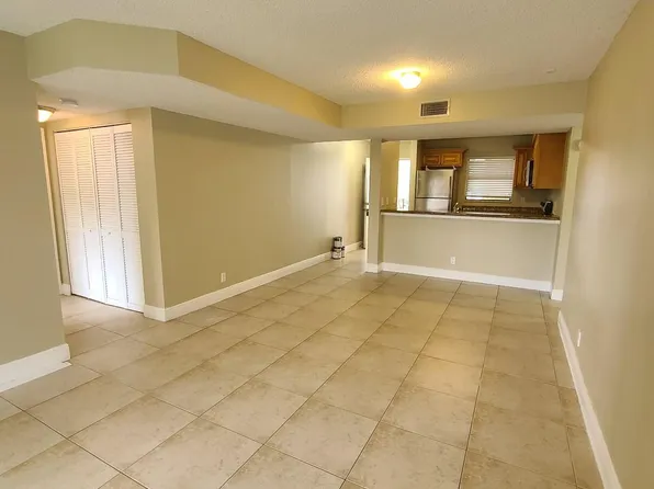 1560 Windorah Way #F, West Palm Beach, FL 33411