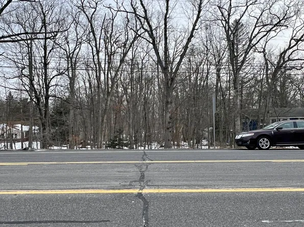 Bear Creek Blvd, Wilkes Barre, PA 18702