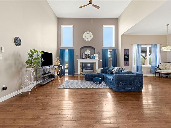 5th image of 54419 Range Rd #14-101