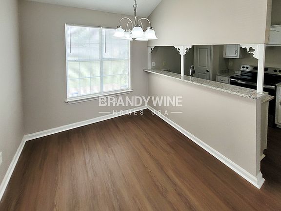 5th image of 5962 Cottage Hill Dr
