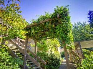 Delta Grove, Eugene, OR 97401