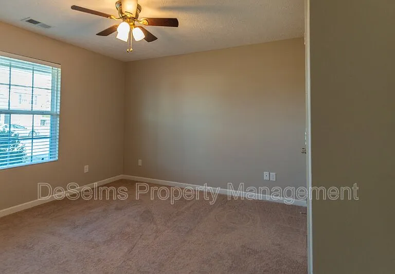 1536 Passage Dr — Photo 19