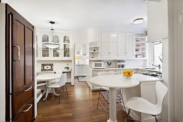 Sold by Stribling | media 17