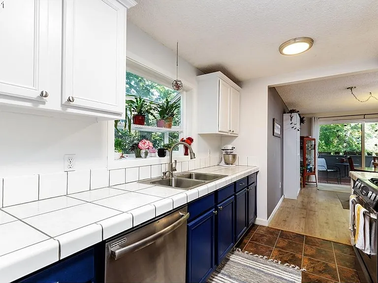 4226 SW Garden Home Rd — Photo 8