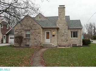 559 Enfield Rd, Columbus, OH 43209