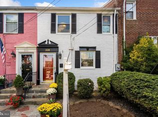 206 Guthrie Ave, Alexandria, VA 22305
