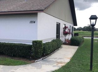1204 Villaway W, Sebring, FL 33876