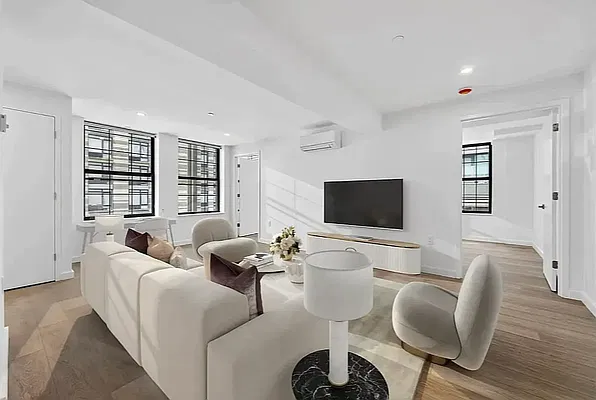 Living room, photo 2