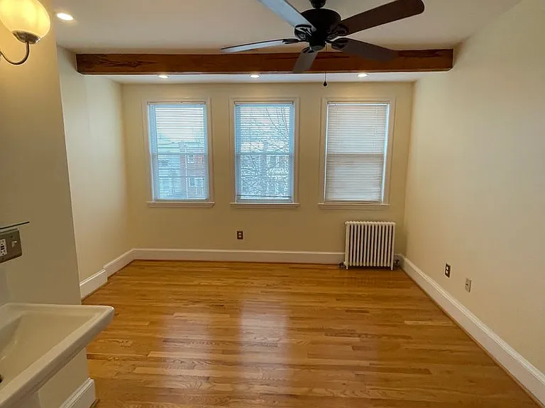 539 24th St NE — Photo 35