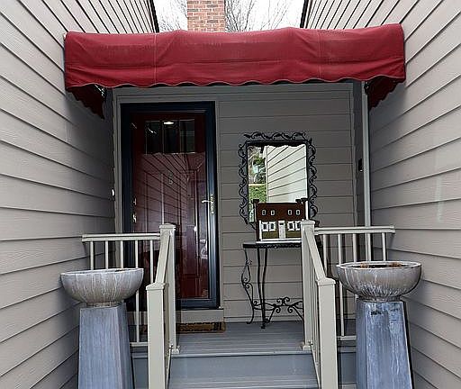 3rd image of 77 Chestnut St #305