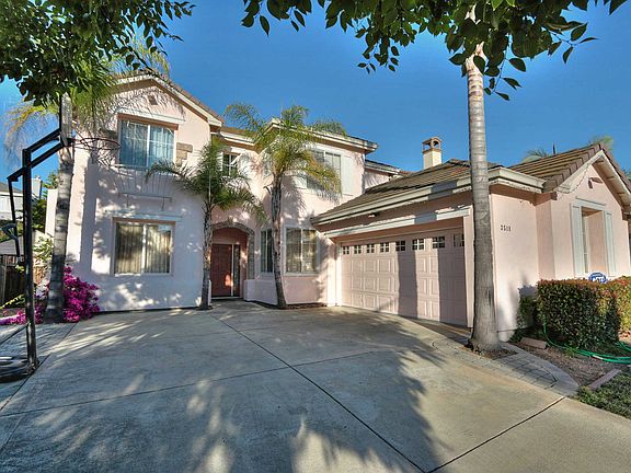 2nd image of 3518 Corte Bella Ct