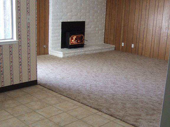 Breakfast nook+family room