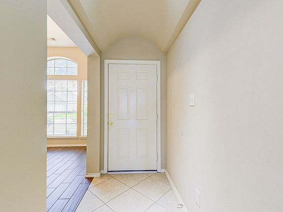 4th image of 25822 Palmdale Estate Dr