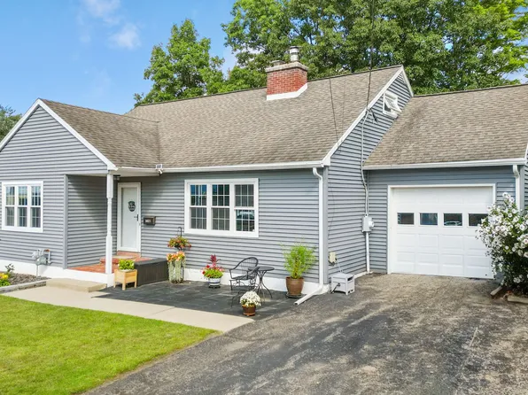 3621 Royal Rd, Endwell, NY 13760