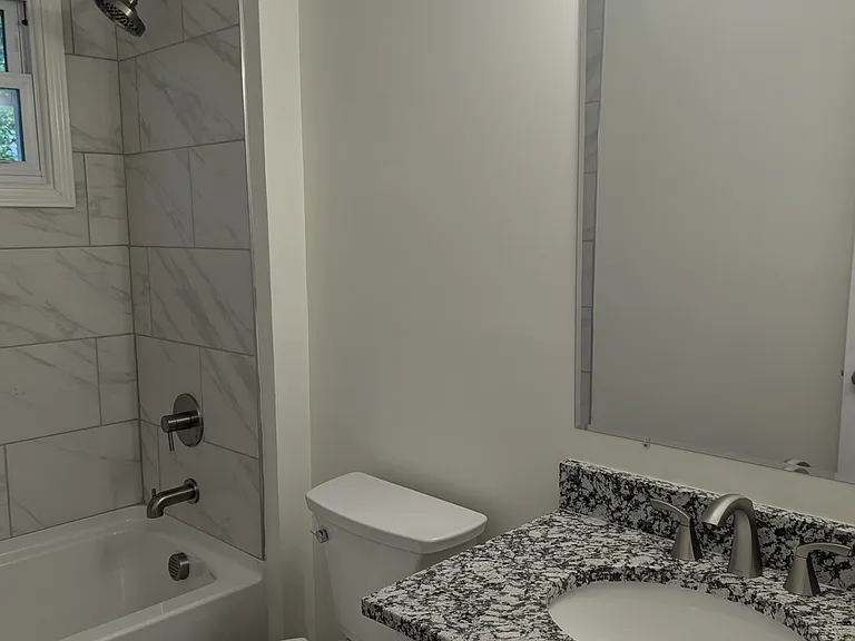 205 Jones Ave #B — Photo 7