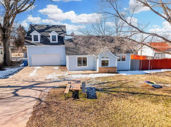 233 N Main St, Benton, KS 67017