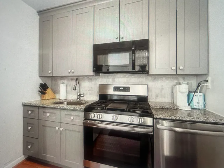 4201 Cathedral Ave NW #1418W — Photo 5