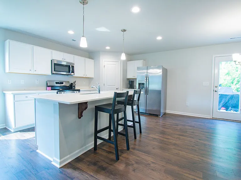 342 Ledgebrook Ln — Photo 3
