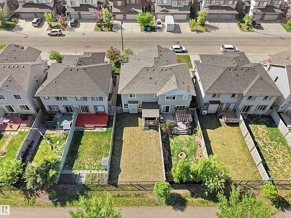 2nd image of 1692 Cunningham Way SW