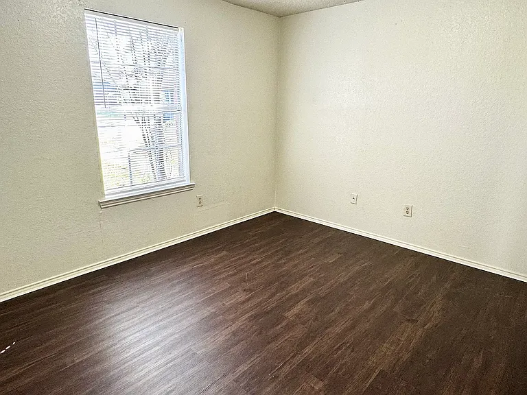 2707 Rustic Forest Rd — Photo 17