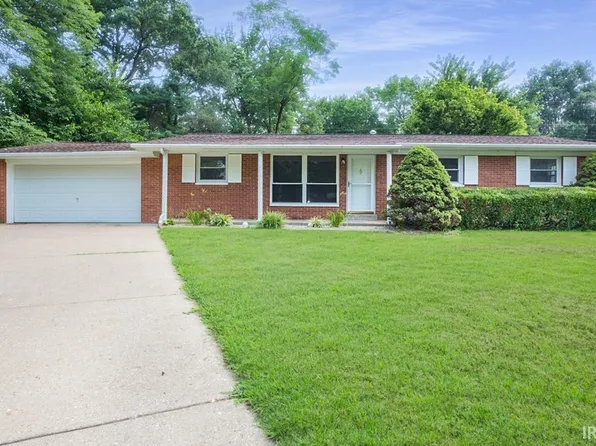 6218 Roger Park Ct, Evansville, IN 47715