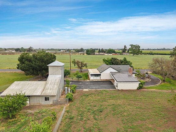 2nd image of 5219 Solari Ranch Rd