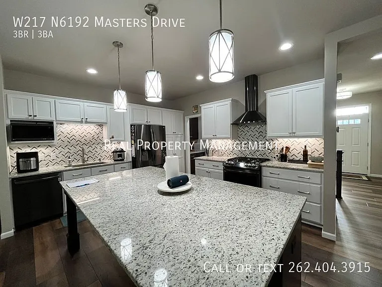 W217N6192 Masters Dr — Photo 6