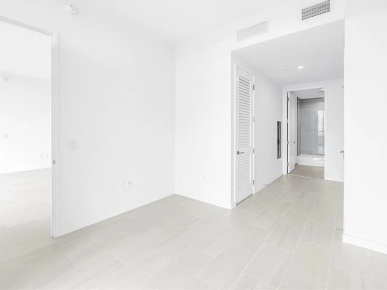 400 Central Ave #1608 — Photo 12