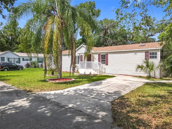 1907 Madre St, New Smyrna Beach, FL 32168