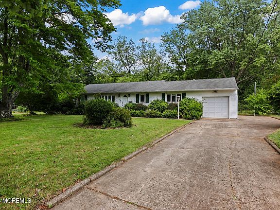 2nd image of 29 Highview Circle