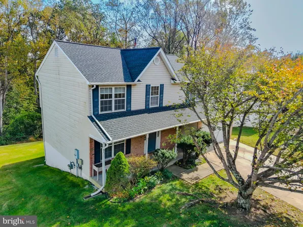 12204 Clear Creek Dr, Fort Washington, MD 20744