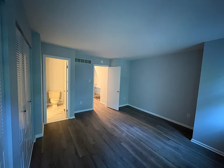 2510 Pond View Dr — Photo 12