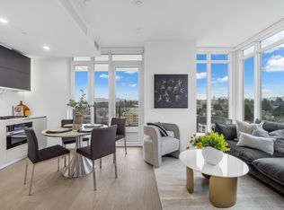 8415 Granville St #702, Vancouver, BC