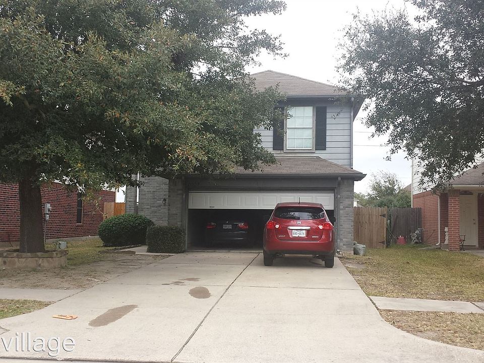 1st image of 1007 Willow West Dr