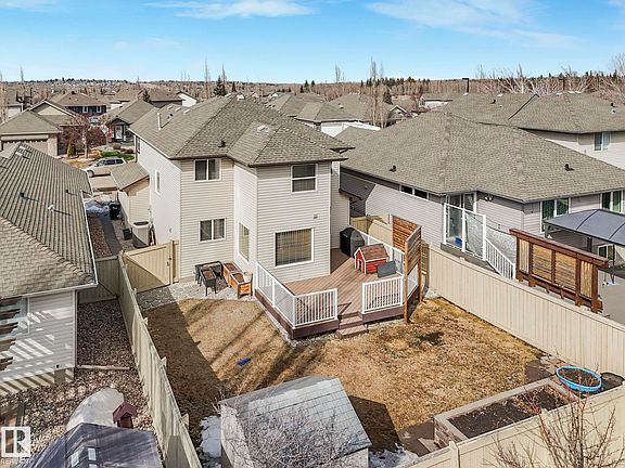 2nd image of 25 Ridgebrook Way