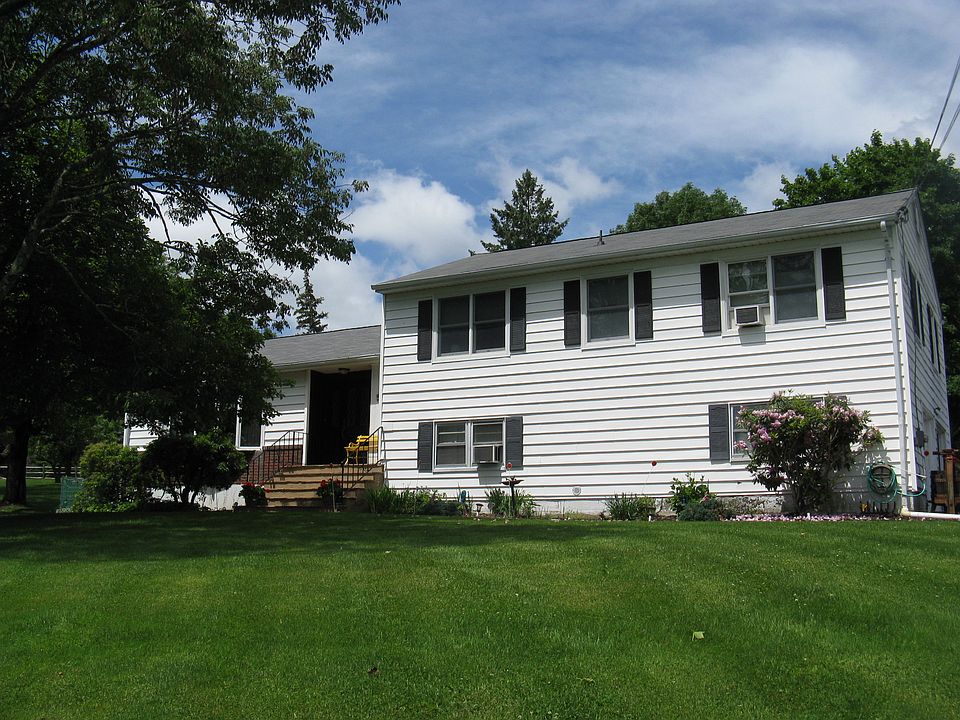 1st image of 3 Aspen Ct