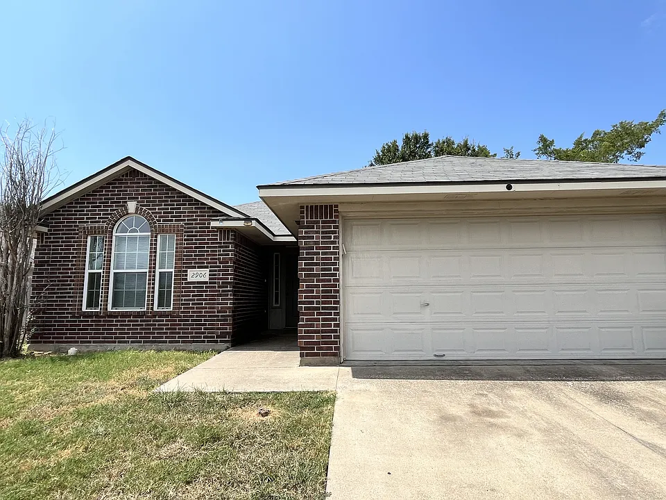 2906 Elise Ln