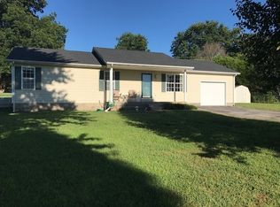 369 Easton Cir, Bowling Green, KY 42101