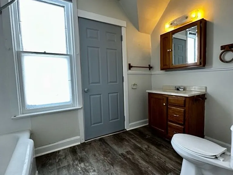 2707 Forest Ave — Photo 11