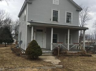 301 N Union St, Griggsville, IL 62340