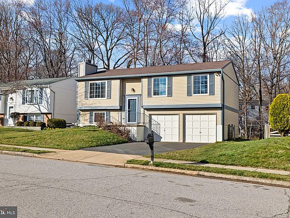 2nd image of 8469 Rippled Creek Ct